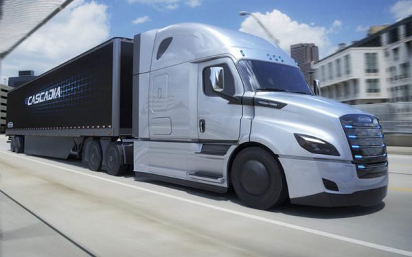 Las primeras unidades del camión eléctrico de Daimler comienzan a operar en EEUU