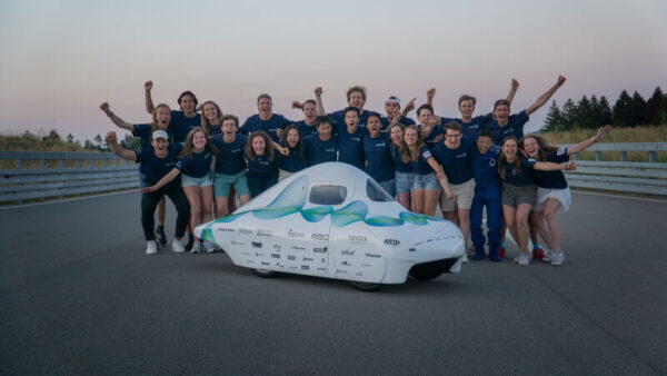 Un grupo de estudiantes diseña el coche de hidrógeno más eficiente del mundo