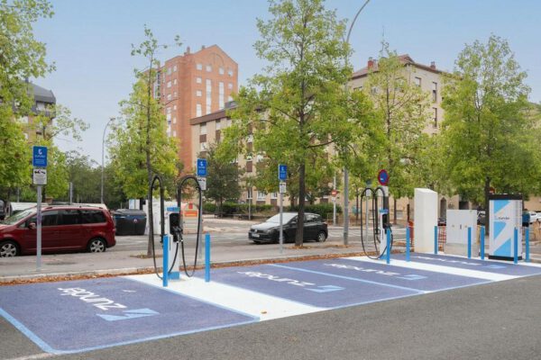 La red de carga ultrarrápida para coches eléctricos más grande de España estará en Vitoria