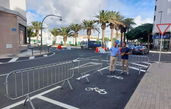 Arrecife saca a licitación 9 zonas de estacionamiento para recargas y el suministro de 61 bicicletas eléctricas