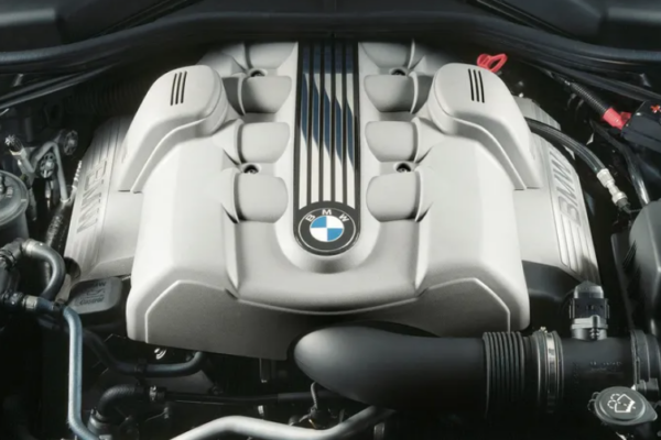 BMW da por cerrada una era: ya no hará más motores de combustión en Alemania