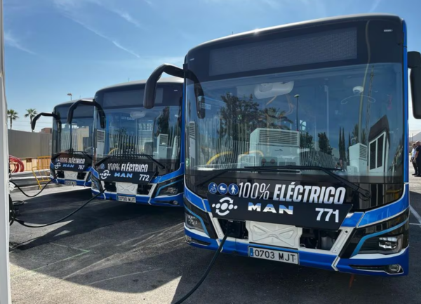 Apostar por los autobuses eléctricos para sanear las ciudades de nuestro país