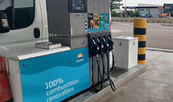 El combustible sintético: salvación para 25 millones de coches gasolina y diésel que podrán seguir circulando