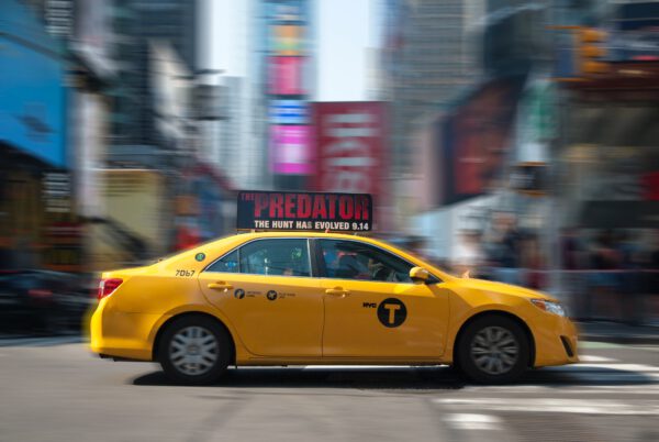Nueva York quiere electrificar toda su flota de taxis para 2038