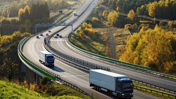 El Parlamento Europeo aumenta en cuatro toneladas el peso máximo de los camiones de cero emisiones