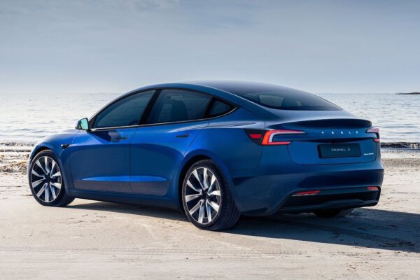 Tesla tuvo que solventar defectos en 5,13 millones de sus coches en todo 2024 en EEUU