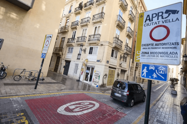 Valencia avanza hacia una Zona de Bajas Emisiones para asegurar apoyo financiero