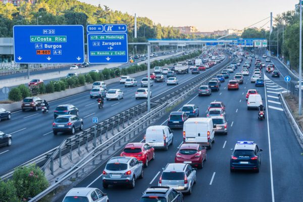 ¿Prohibir los coches el fin de semana?, nueva propuesta contra la contaminación