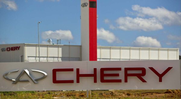 La marca china de coches Chery llegará a Barcelona y dará empleo a unas 1.00 personas