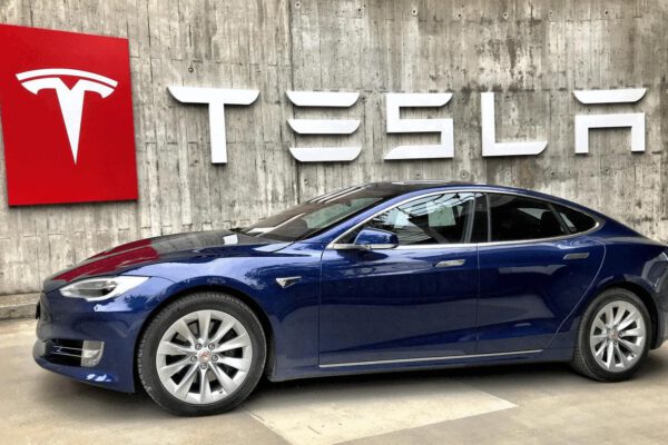 Tesla ha subido los precios de los vehículos que fabrica en China ante la imposición de los aranceles europeos