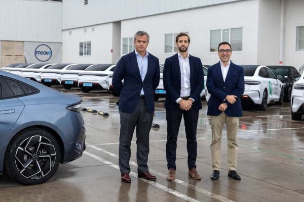 Uber afianza su alianza con BYD en Madrid y empieza con 200 coches eléctricos