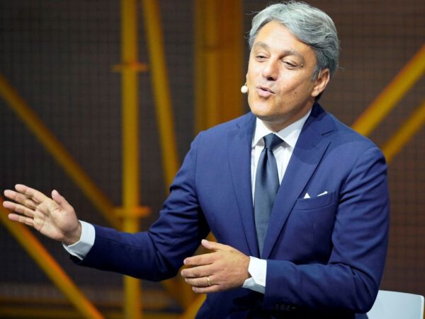 Luca de Meo, director ejecutivo del Grupo Renault: “Debemos retomar la producción de vehículos compactos accesibles para el público”