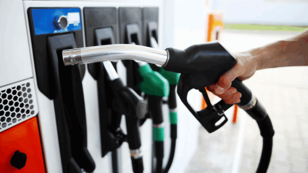 Los carburantes aprietan: acumulan tres semanas al alza y el diésel toca máximos desde marzo