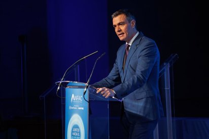 El Gobierno relanza las ayudas al coche eléctrico con el Plan Auto 2030 y cambia el MOVES