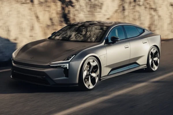 Volvo y Polestar desafían a la UE: rechazan cualquier prórroga a los coches de combustión más allá de 2035