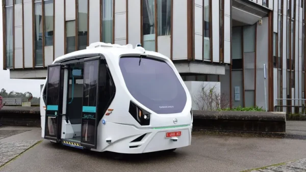 La Universidad de Vigo estrenará el primer vehículo autónomo en un campus español