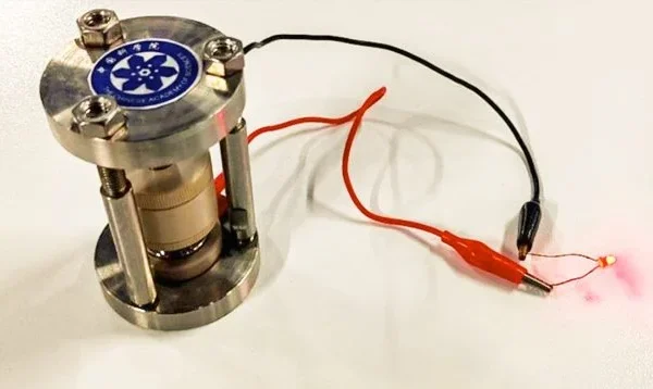 Avance clave en almacenamiento energético: China presenta la primera batería de hidrógeno funcional