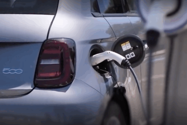 El vehículo eléctrico gana peso como alternativa económica ante la volatilidad del petróleo