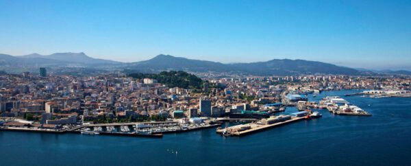 Vigo implanta Zonas de Bajas Emisiones y aprueba su tasa turística