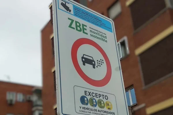 Ourense activa las sanciones en la Zona de Bajas Emisiones con multas de hasta 200 euros