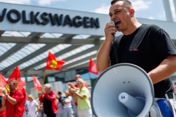 Volkswagen plantea un fuerte ajuste industrial con recorte de modelos y producción