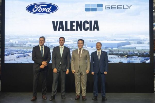 Ford y Geely sellan una alianza clave para reactivar la planta de Almussafes