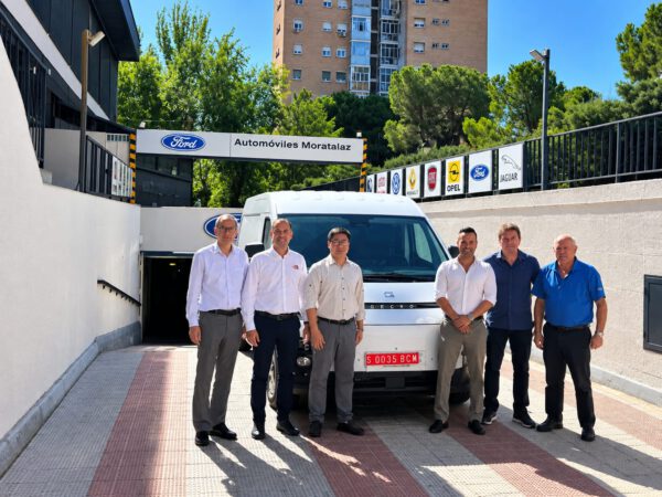 La Asociación Española del Automóvil Ecológico (AEAE) y la empresa asiática GECKO refuerzan su alianza para impulsar la movilidad sostenible en el sector profesional en España