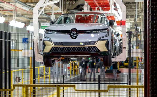 Renault reconoce la ventaja de los fabricantes chinos: “Estos niveles de costes no podemos alcanzarlos desde Europa”